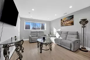 27W180 Cooley Ave, Winfield, IL 60190 - Photo 2