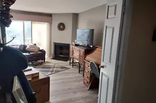 787 Oak Hill Rd, Lake Barrington, IL 60010 - Photo 6