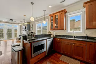 3537 N Reta Ave, Chicago, IL 60657 - Photo 8