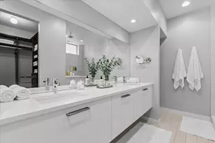 2323 N Leavitt St, Chicago, IL 60647 - Photo 14