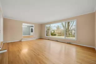 320 Fox Hunt Trail, Barrington, IL 60010 - Photo 18