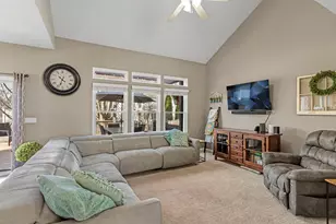 31696 N Borre Dr, Lakemoor, IL 60051 - Photo 8