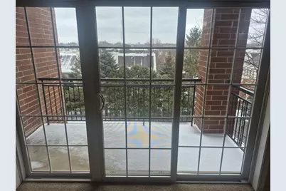 1479 N Milwaukee Avenue #309, Libertyville, IL 60048 - Photo 6