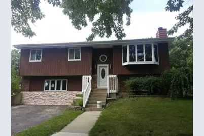 830 Division Street, South Elgin, IL 60177 - Photo 1
