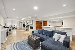 680 Blackthorn Dr, Crystal Lake, IL 60014 - Photo 22