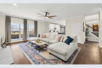 680 Blackthorn Drive, Crystal Lake, IL 60014 - Photo 6