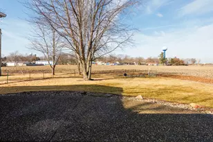 113 N 2nd St, Mclean, IL 61754 - Photo 28