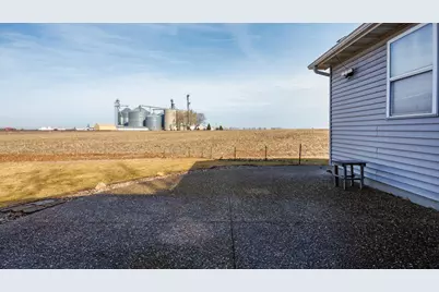 113 N 2nd Street, Mclean, IL 61754 - Photo 4