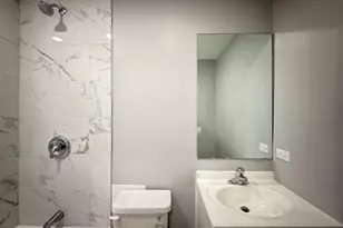 6954 N Sheridan Rd, Chicago, IL 60626 - Photo 18