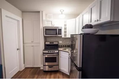 817 W Lakeside Place #404, Chicago, IL 60640 - Photo 4