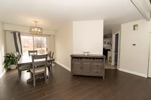 175 N Clare Ct, Wood Dale, IL 60191 - Photo 6