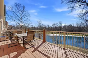 1304 Christine Ct, Vernon Hills, IL 60061 - Photo 4