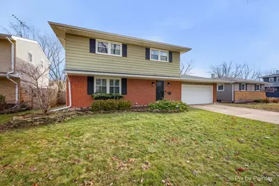152 Walnut Drive, Saint Charles, IL 60174 - Photo 2