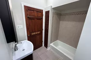 720 N Throop St, Chicago, IL 60642 - Photo 10