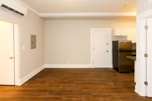 817 W Lakeside Pl, Chicago, IL 60640 - Photo 10