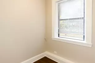 817 W Lakeside Pl, Chicago, IL 60640 - Photo 12