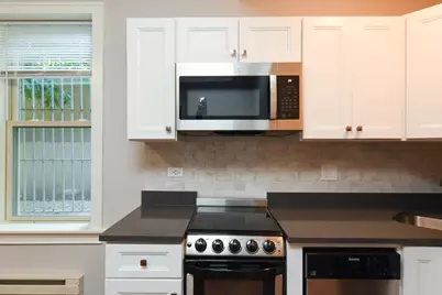 640 W Wrightwood Avenue #111, Chicago, IL 60614 - Photo 4