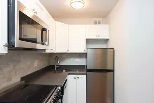 640 W Wrightwood Ave, Chicago, IL 60614 - Photo 2