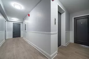 1 N Chestnut Ave, Arlington Heights, IL 60005 - Photo 14