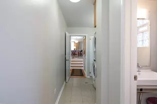 8953 Central Park Ave, Evanston, IL 60203 - Photo 14