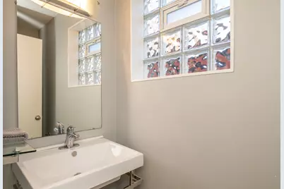 8953 Central Park Avenue, Evanston, IL 60203 - Photo 36