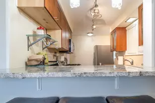 8953 Central Park Ave, Evanston, IL 60203 - Photo 12