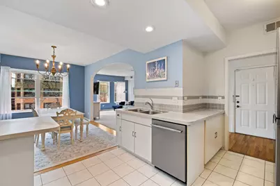 7631 N Bosworth Avenue #2S, Chicago, IL 60626 - Photo 12