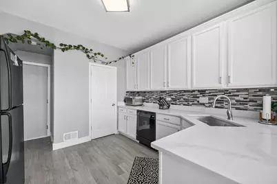 8500 Sawyer Court, Joliet, IL 60431 - Photo 8