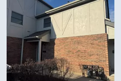 208 Queens Cove #0, Barrington, IL 60010 - Photo 1