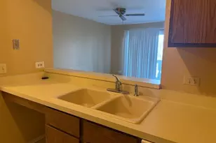 208 Queens Cove, Barrington, IL 60010 - Photo 6