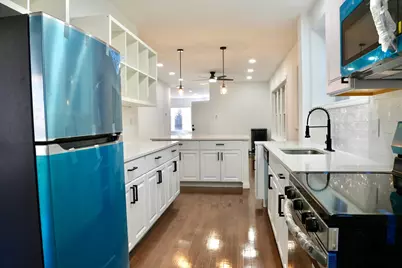 8040 S Rhodes Avenue, Chicago, IL 60619 - Photo 4