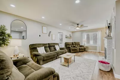 [Address not provided], Elmwood Park, IL 60707 - Photo 2