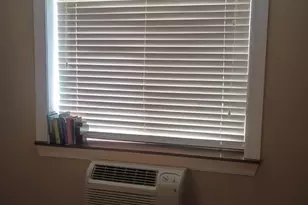 1880 Bonnie Ln, Hoffman Estates, IL 60169 - Photo 20