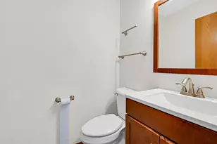 18354 De Jong Ln, Lansing, IL 60438 - Photo 8