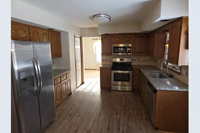 18354 De Jong Lane, Lansing, IL 60438 - Photo 4