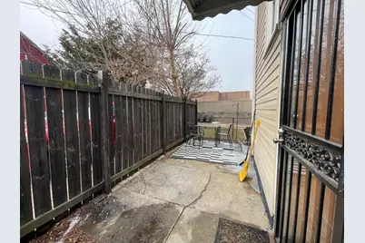 2017 W Norwood Street, Chicago, IL 60659 - Photo 30