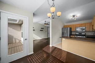 1288 N Red Oak Cir, Round Lake Beach, IL 60073 - Photo 8