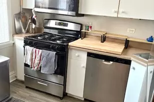 3610 N Wayne Ave, Chicago, IL 60613 - Photo 6