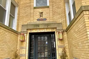 1721 W Bryn Mawr Ave, Chicago, IL 60660 - Photo 2