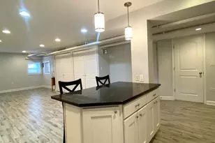 1721 W Bryn Mawr Ave, Chicago, IL 60660 - Photo 12