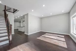 2922 W Polk St, Chicago, IL 60612 - Photo 4