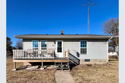 314 W Cherokee Avenue, Shabbona, IL 60550 - Photo 2