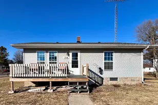 314 W Cherokee Ave, Shabbona, IL 60550 - Photo 2