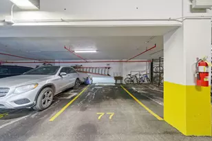 3033 N Sheridan Rd, Chicago, IL 60657 - Photo 28