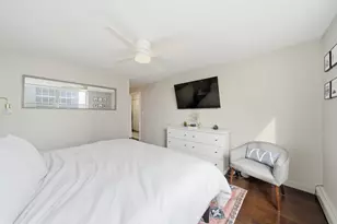 3033 N Sheridan Rd, Chicago, IL 60657 - Photo 14