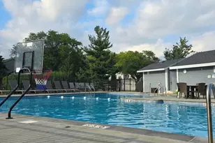 1358 W Borders Dr, Palatine, IL 60067 - Photo 46