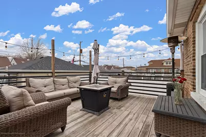 2714 N Mango Avenue, Chicago, IL 60639 - Photo 18