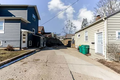 405 W High Street, Sycamore, IL 60178 - Photo 8