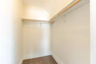 405 W High St, Sycamore, IL 60178 - Photo 28