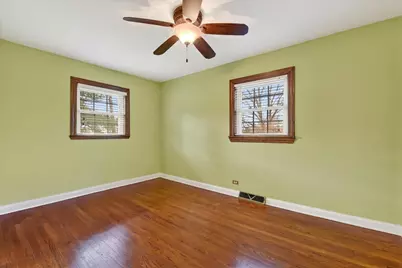 2810 Brentwood Lane, McHenry, IL 60050 - Photo 14